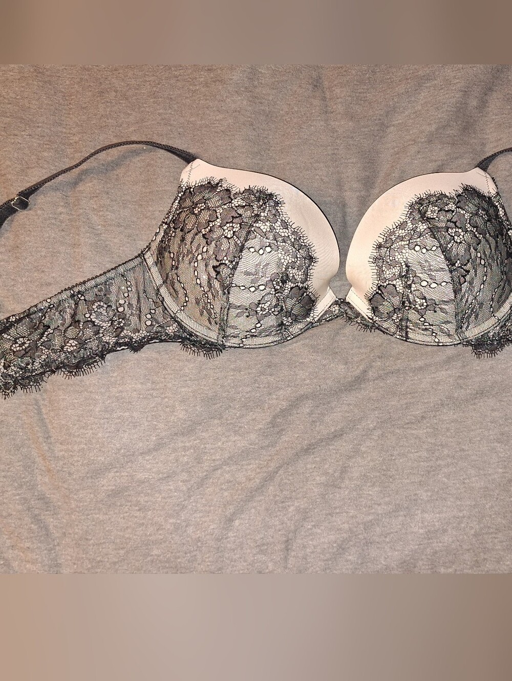 Victoria Secret Dream Angel Push Up.